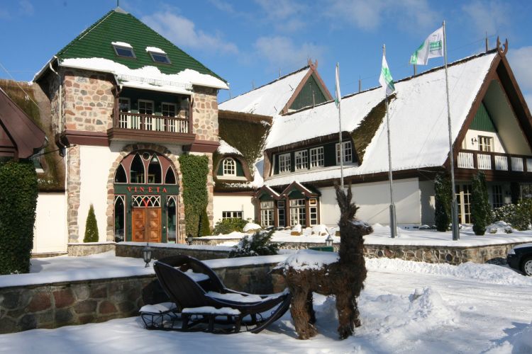 Forsthaus Damerow - Hotelfont im Winter